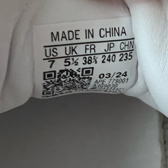 Adidas Samba Size 7 - Picture 5 of 5